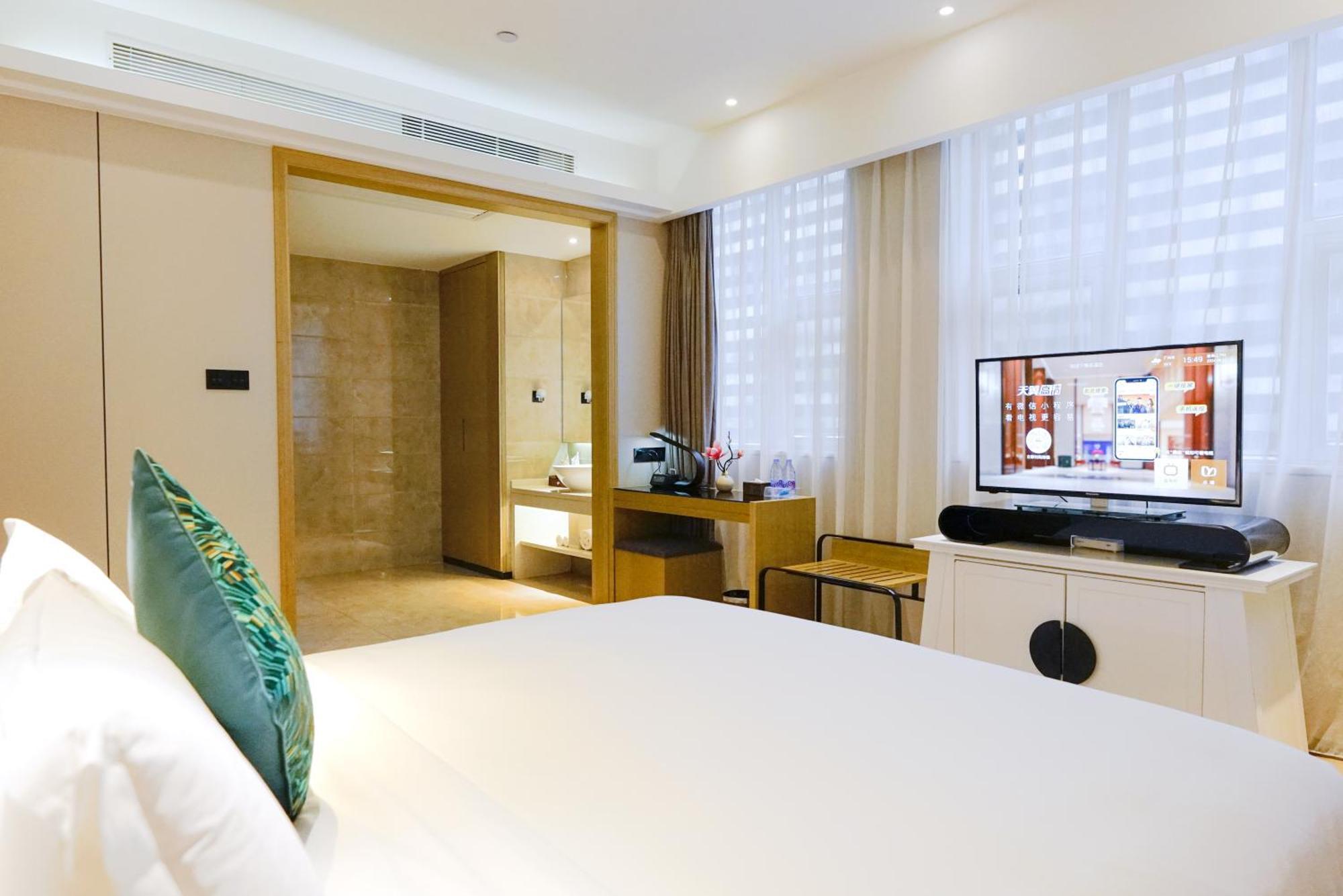 Paco Hotel Tiyuxilu Metro Guangzhou-Free Shuttle Bus During Canton Fair מראה חיצוני תמונה
